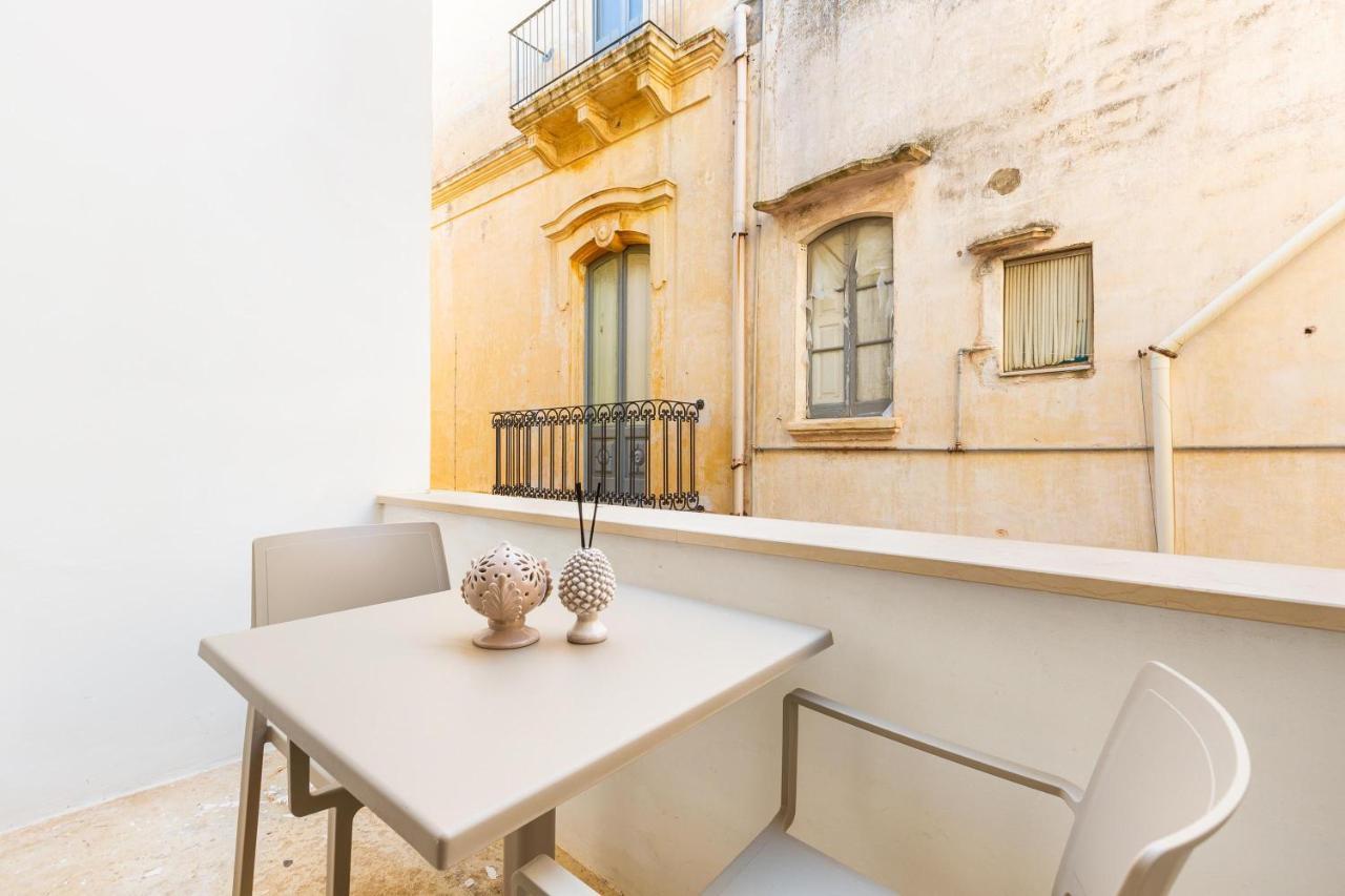 Una Finestra Sul Porto By Barbarhouse Gallipoli Extérieur photo